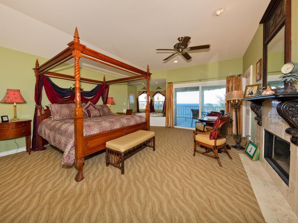 The Palms Cliff House Inn Honomu Exterior photo